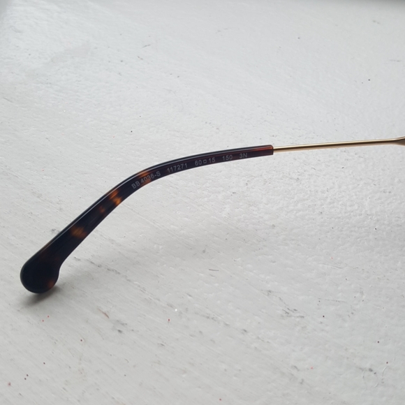 Brooks Brothers Sunglasses - Picture 4 of 5